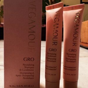 Vegamour GRO Revitalizing Shampoo & Conditioner Set